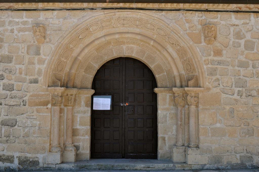 Hotel Langa Cerezo de Abajo Εξωτερικό φωτογραφία