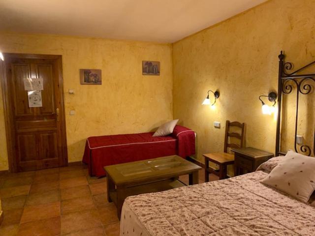 Hotel Langa Cerezo de Abajo Εξωτερικό φωτογραφία