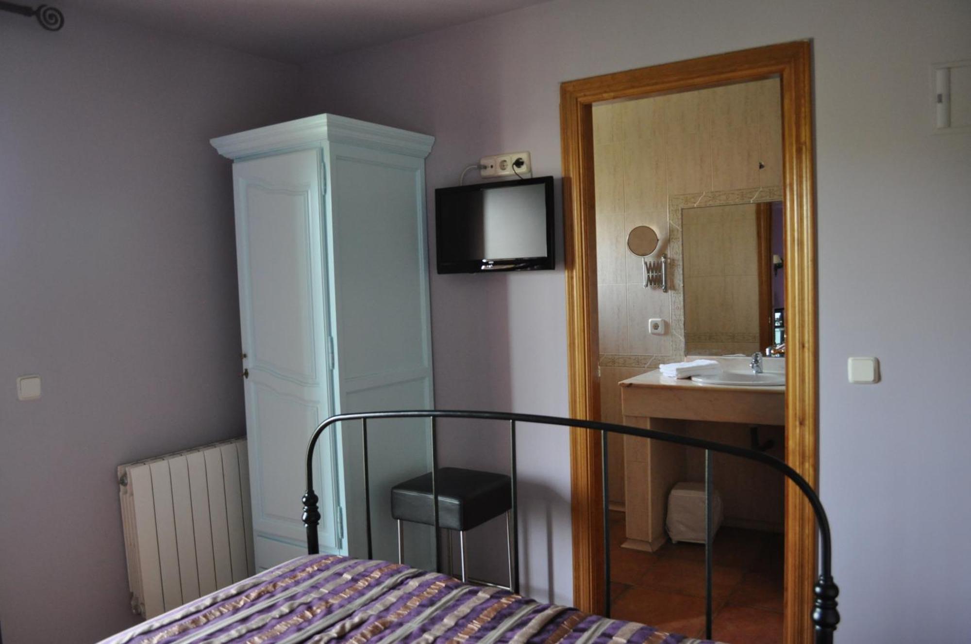 Hotel Langa Cerezo de Abajo Εξωτερικό φωτογραφία